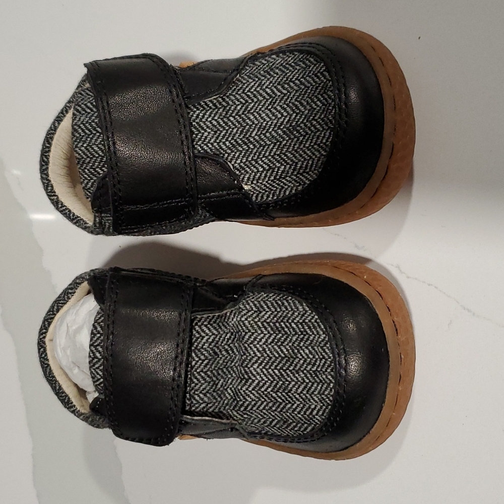 Livie & Luca Shoes New in Box Size 4